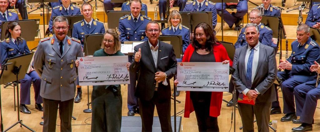 Benefizkonzert der Bundeswehr generiert 5000 Euro für SAIDA